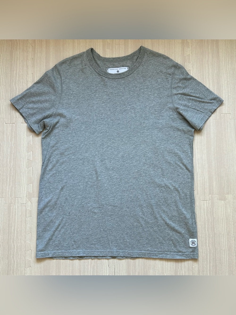 Reigning Champ Men's Classic Gray Jersey Cotton T-ShirtShort Sleeve. Large